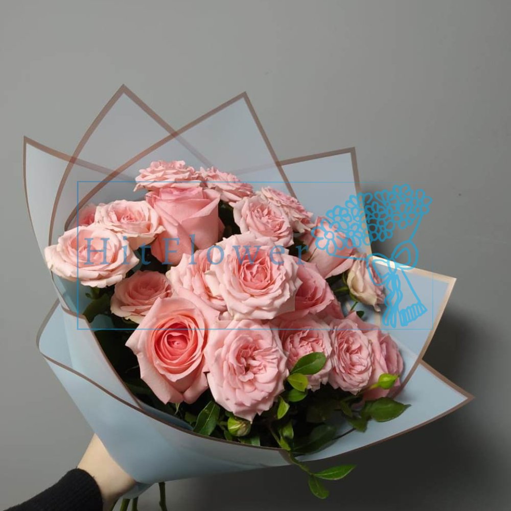 Букет цветов Завораживающий контраст Букет цветов из: Розы